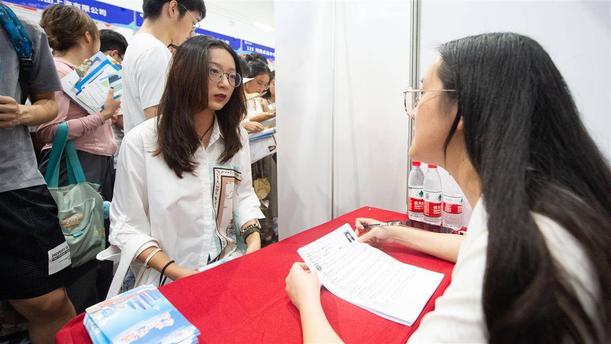 推饼子游戏下载